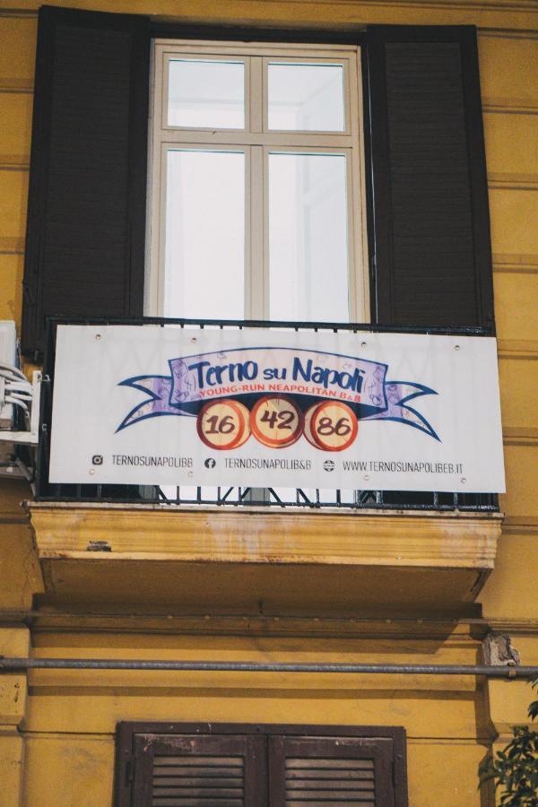 Terno Su Napoli Bed & Breakfast Bagian luar foto